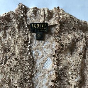 Women Ignite Size 18 Tan And Gold Color Top - 0841